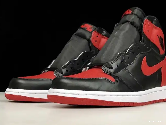 Kicktheory Retro 1 High Banned 555088-001 OG Jordan Air 0514